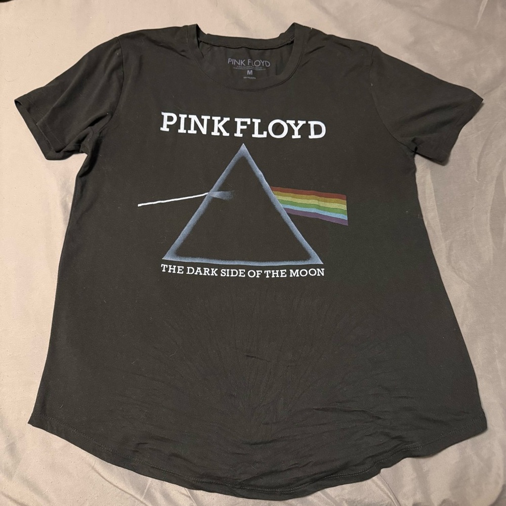 Womens Medium Pink Floyd The Dark Side of the Moon Graphic Band T-Shirt